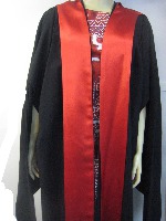 Gown-PhD3-864-881